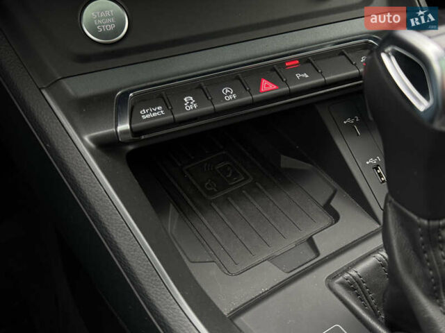 Чорний Ауді Ку3, об'ємом двигуна 1.97 л та пробігом 37 тис. км за 29000 $, фото 78 на Automoto.ua