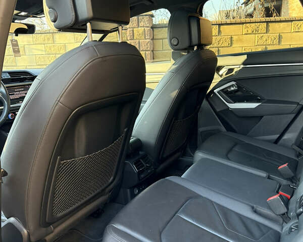 Черный Ауди Ку3, объемом двигателя 2 л и пробегом 124 тыс. км за 24600 $, фото 23 на Automoto.ua