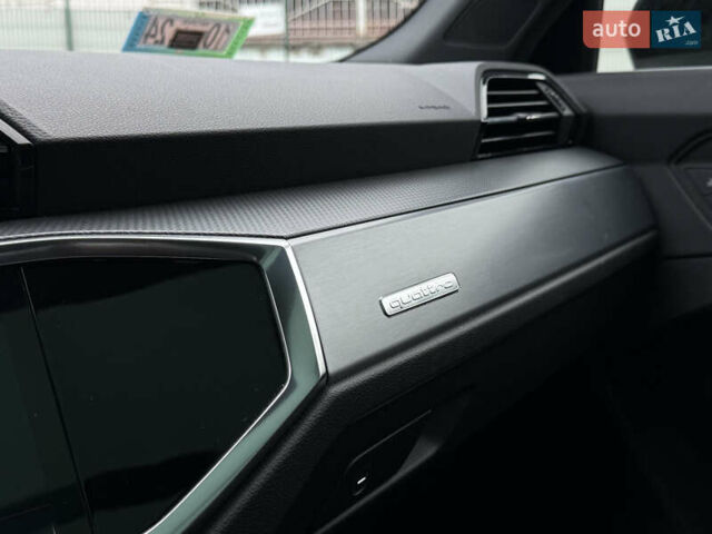 Чорний Ауді Ку3, об'ємом двигуна 1.97 л та пробігом 37 тис. км за 29000 $, фото 79 на Automoto.ua