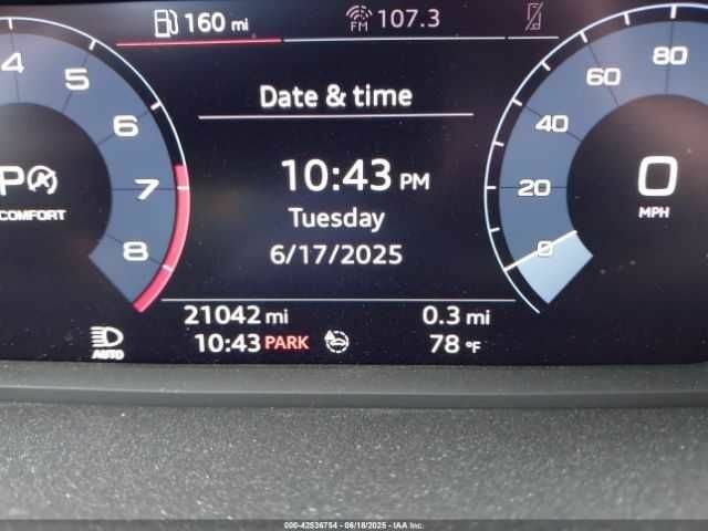 Чорний Ауді Ку3, об'ємом двигуна 2 л та пробігом 21 тис. км за 7500 $, фото 12 на Automoto.ua