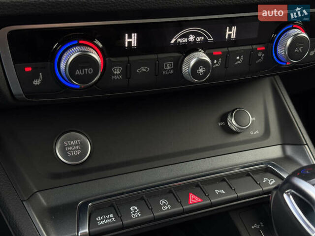 Чорний Ауді Ку3, об'ємом двигуна 1.97 л та пробігом 37 тис. км за 29000 $, фото 68 на Automoto.ua