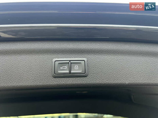 Черный Ауди Ку3, объемом двигателя 1.5 л и пробегом 106 тыс. км за 28800 $, фото 43 на Automoto.ua