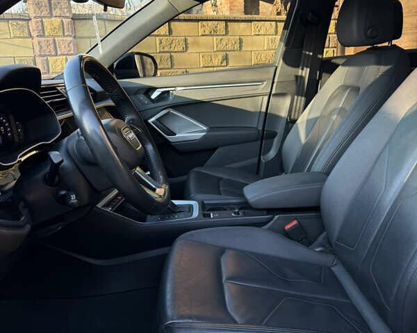 Черный Ауди Ку3, объемом двигателя 2 л и пробегом 124 тыс. км за 24600 $, фото 22 на Automoto.ua