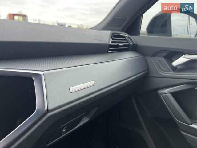 Черный Ауди Ку3, объемом двигателя 1.5 л и пробегом 106 тыс. км за 28800 $, фото 33 на Automoto.ua