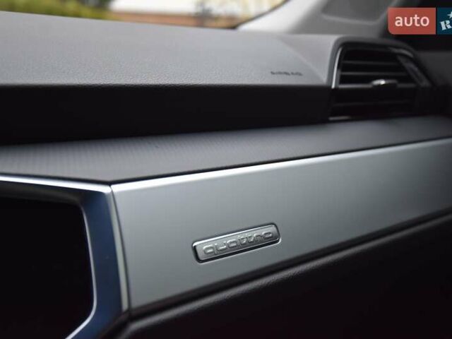 Черный Ауди Ку3, объемом двигателя 1.97 л и пробегом 40 тыс. км за 38400 $, фото 54 на Automoto.ua