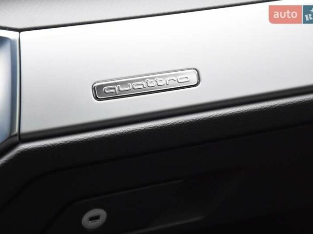 Черный Ауди Ку3, объемом двигателя 1.97 л и пробегом 40 тыс. км за 38400 $, фото 44 на Automoto.ua