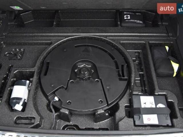 Черный Ауди Ку3, объемом двигателя 1.97 л и пробегом 40 тыс. км за 38400 $, фото 96 на Automoto.ua