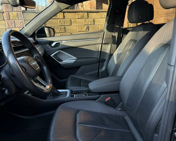 Черный Ауди Ку3, объемом двигателя 2 л и пробегом 124 тыс. км за 24600 $, фото 21 на Automoto.ua