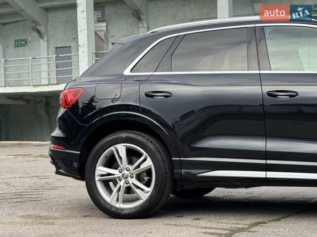 Чорний Ауді Ку3, об'ємом двигуна 1.97 л та пробігом 37 тис. км за 29000 $, фото 39 на Automoto.ua