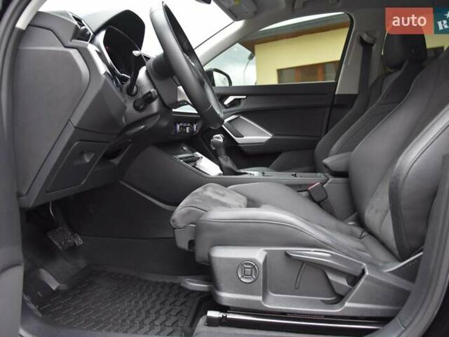 Черный Ауди Ку3, объемом двигателя 1.97 л и пробегом 40 тыс. км за 38400 $, фото 34 на Automoto.ua