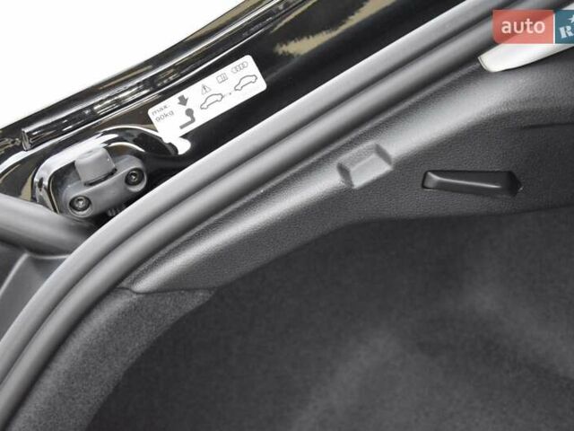 Черный Ауди Ку3, объемом двигателя 1.97 л и пробегом 40 тыс. км за 38400 $, фото 94 на Automoto.ua