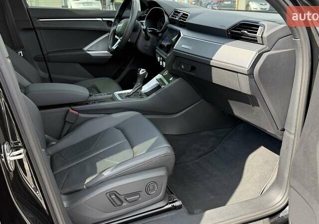 Черный Ауди Ку3, объемом двигателя 1.98 л и пробегом 127 тыс. км за 28900 $, фото 8 на Automoto.ua