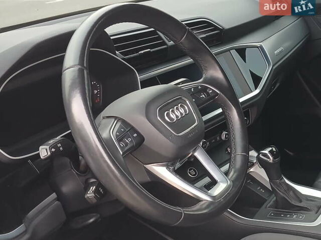 Черный Ауди Ку3, объемом двигателя 1.98 л и пробегом 75 тыс. км за 26400 $, фото 23 на Automoto.ua