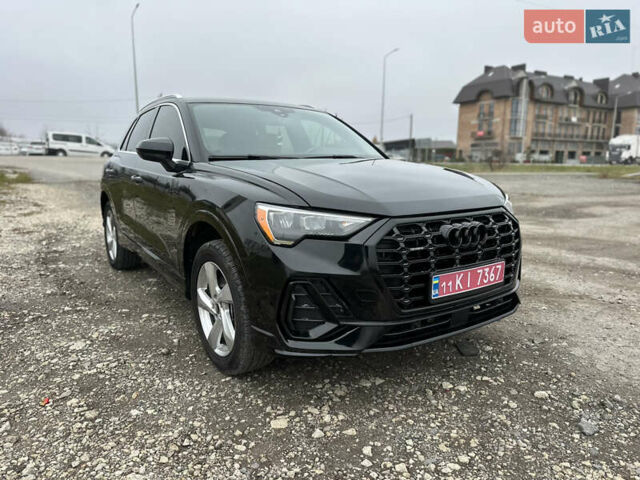 Чорний Ауді Ку3, об'ємом двигуна 2 л та пробігом 63 тис. км за 19950 $, фото 2 на Automoto.ua