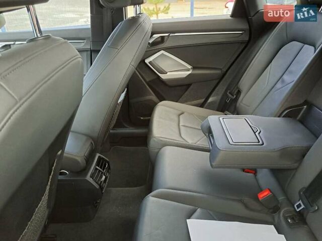 Черный Ауди Ку3, объемом двигателя 1.98 л и пробегом 75 тыс. км за 26400 $, фото 31 на Automoto.ua