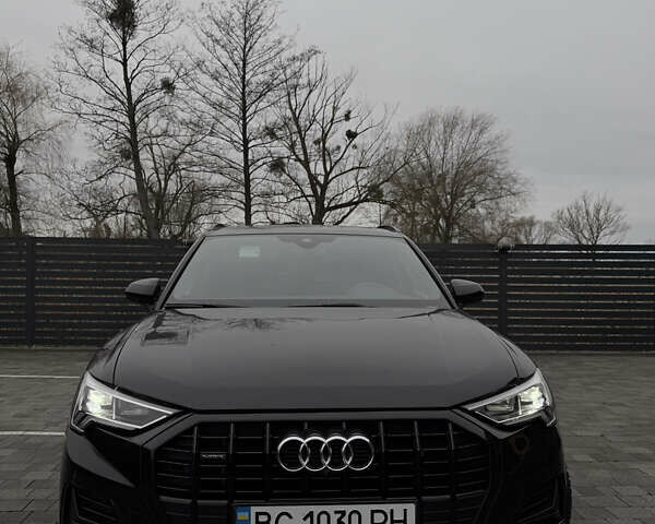 Черный Ауди Ку3, объемом двигателя 1.98 л и пробегом 33 тыс. км за 30300 $, фото 5 на Automoto.ua