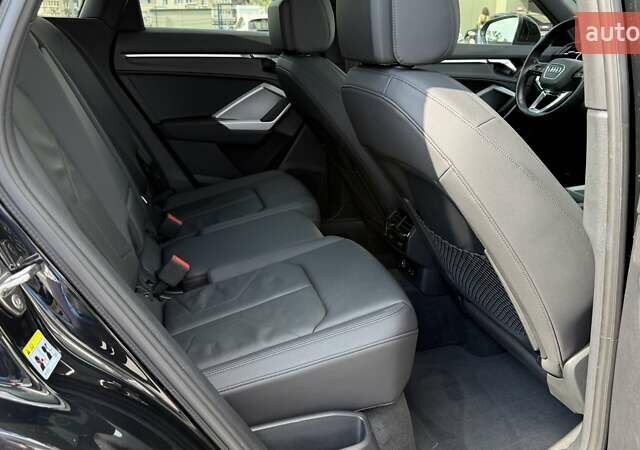 Черный Ауди Ку3, объемом двигателя 1.98 л и пробегом 127 тыс. км за 28900 $, фото 10 на Automoto.ua