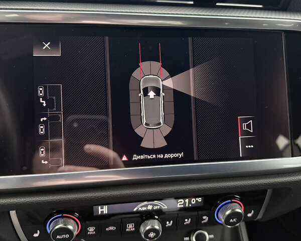 Черный Ауди Ку3, объемом двигателя 1.98 л и пробегом 33 тыс. км за 30300 $, фото 11 на Automoto.ua