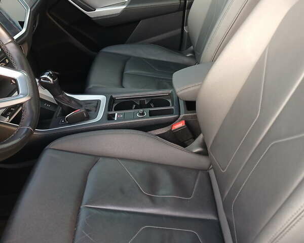 Черный Ауди Ку3, объемом двигателя 1.98 л и пробегом 75 тыс. км за 26400 $, фото 19 на Automoto.ua