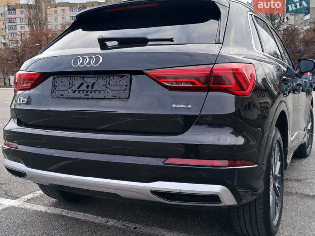 Черный Ауди Ку3, объемом двигателя 1.98 л и пробегом 75 тыс. км за 26400 $, фото 12 на Automoto.ua