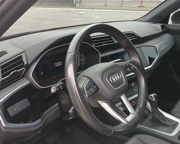 Черный Ауди Ку3, объемом двигателя 1.98 л и пробегом 75 тыс. км за 26400 $, фото 21 на Automoto.ua