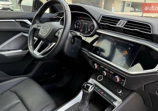 Черный Ауди Ку3, объемом двигателя 1.98 л и пробегом 127 тыс. км за 28900 $, фото 23 на Automoto.ua