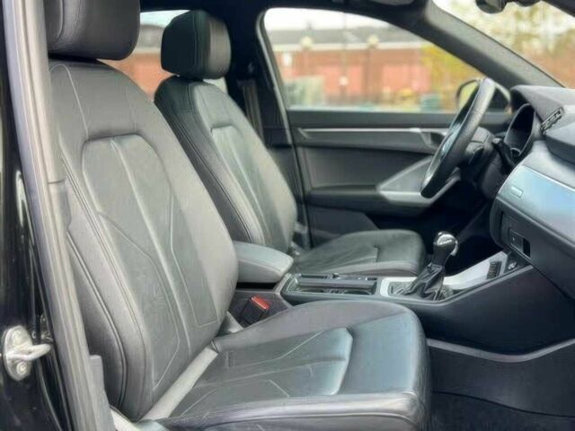 Черный Ауди Ку3, объемом двигателя 2 л и пробегом 10 тыс. км за 15000 $, фото 9 на Automoto.ua