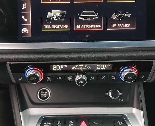 Черный Ауди Ку3, объемом двигателя 1.98 л и пробегом 75 тыс. км за 26400 $, фото 28 на Automoto.ua