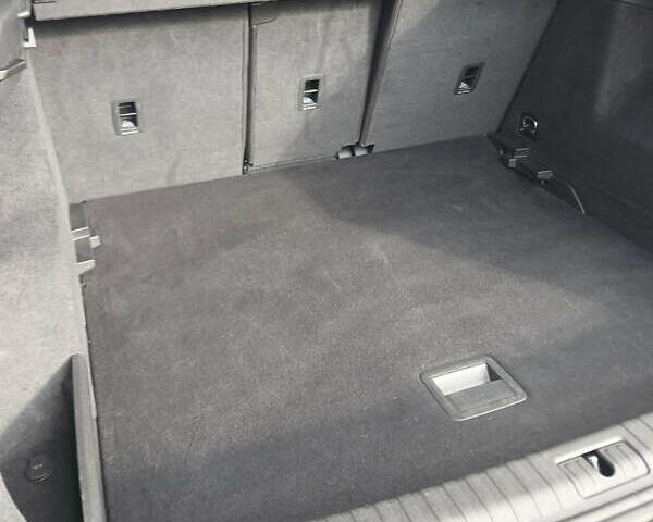 Черный Ауди Ку3, объемом двигателя 1.98 л и пробегом 75 тыс. км за 26400 $, фото 38 на Automoto.ua