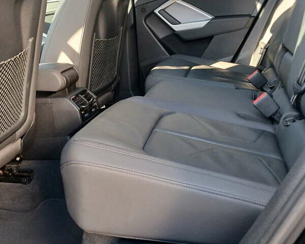 Черный Ауди Ку3, объемом двигателя 1.98 л и пробегом 75 тыс. км за 26400 $, фото 32 на Automoto.ua