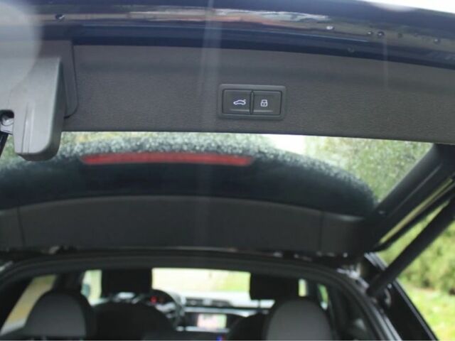 Чорний Ауді Ку3, об'ємом двигуна 2 л та пробігом 48 тис. км за 15800 $, фото 7 на Automoto.ua