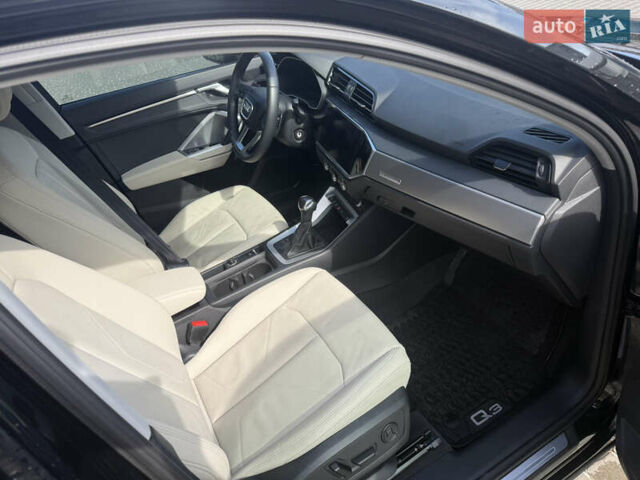 Черный Ауди Ку3, объемом двигателя 1.98 л и пробегом 76 тыс. км за 26000 $, фото 18 на Automoto.ua