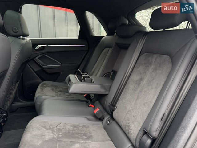 Чорний Ауді Ку3, об'ємом двигуна 2 л та пробігом 45 тис. км за 29890 $, фото 37 на Automoto.ua