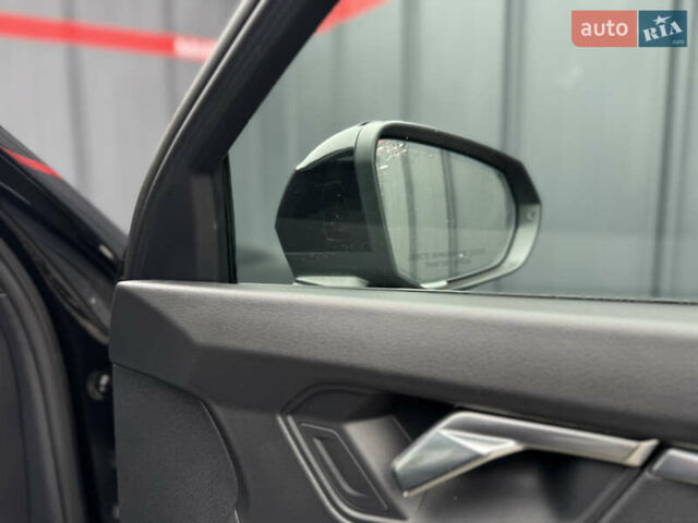 Чорний Ауді Ку3, об'ємом двигуна 2 л та пробігом 45 тис. км за 29890 $, фото 55 на Automoto.ua