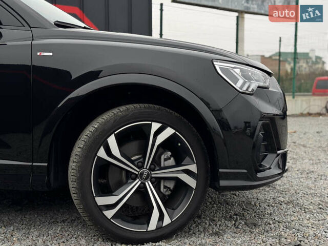 Чорний Ауді Ку3, об'ємом двигуна 2 л та пробігом 45 тис. км за 29890 $, фото 3 на Automoto.ua