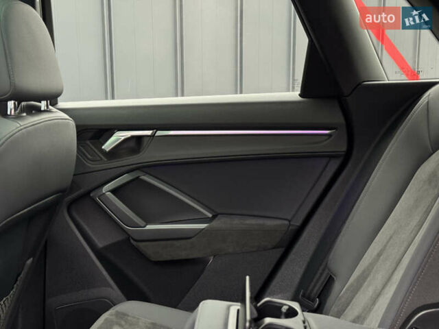 Чорний Ауді Ку3, об'ємом двигуна 2 л та пробігом 45 тис. км за 29890 $, фото 38 на Automoto.ua