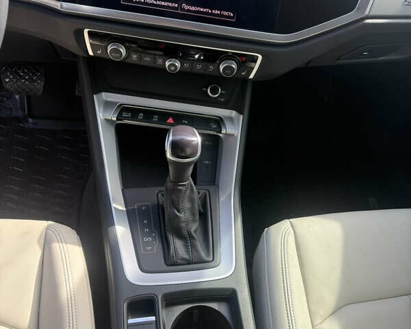 Черный Ауди Ку3, объемом двигателя 1.98 л и пробегом 76 тыс. км за 26000 $, фото 27 на Automoto.ua