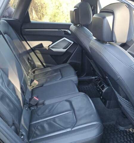 Черный Ауди Ку3, объемом двигателя 1.98 л и пробегом 120 тыс. км за 26000 $, фото 19 на Automoto.ua