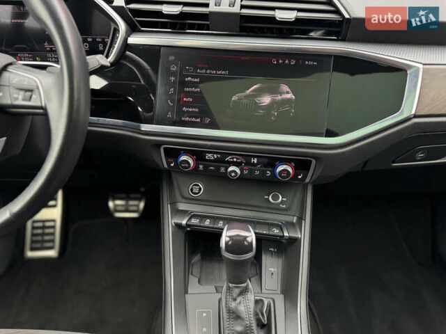 Чорний Ауді Ку3, об'ємом двигуна 2 л та пробігом 45 тис. км за 29890 $, фото 49 на Automoto.ua