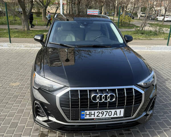 Черный Ауди Ку3, объемом двигателя 1.98 л и пробегом 76 тыс. км за 26000 $, фото 9 на Automoto.ua