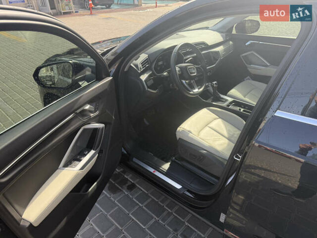 Черный Ауди Ку3, объемом двигателя 1.98 л и пробегом 76 тыс. км за 26000 $, фото 28 на Automoto.ua