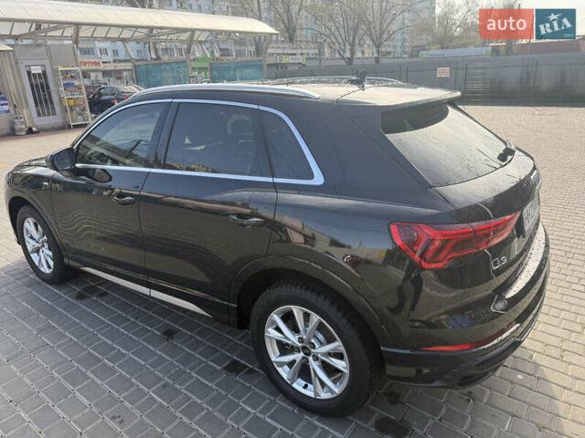 Черный Ауди Ку3, объемом двигателя 1.98 л и пробегом 76 тыс. км за 27000 $, фото 5 на Automoto.ua