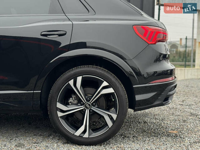 Чорний Ауді Ку3, об'ємом двигуна 2 л та пробігом 45 тис. км за 29890 $, фото 24 на Automoto.ua