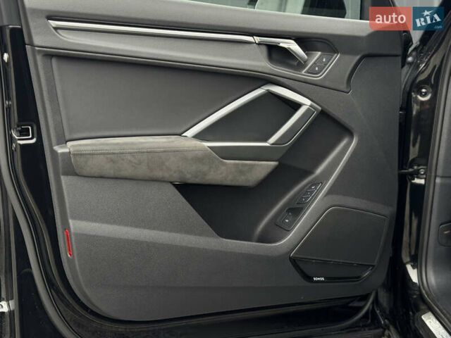 Чорний Ауді Ку3, об'ємом двигуна 2 л та пробігом 45 тис. км за 29890 $, фото 27 на Automoto.ua