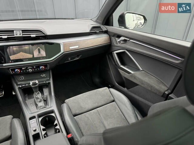 Чорний Ауді Ку3, об'ємом двигуна 2 л та пробігом 45 тис. км за 29890 $, фото 48 на Automoto.ua