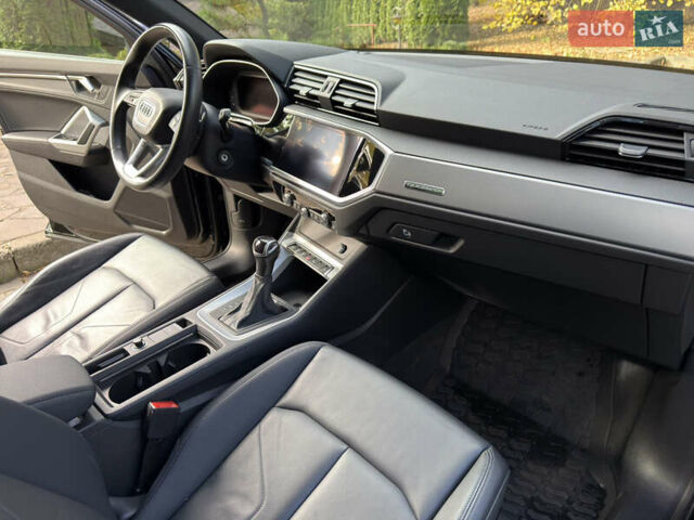 Чорний Ауді Ку3, об'ємом двигуна 1.98 л та пробігом 33 тис. км за 32400 $, фото 14 на Automoto.ua