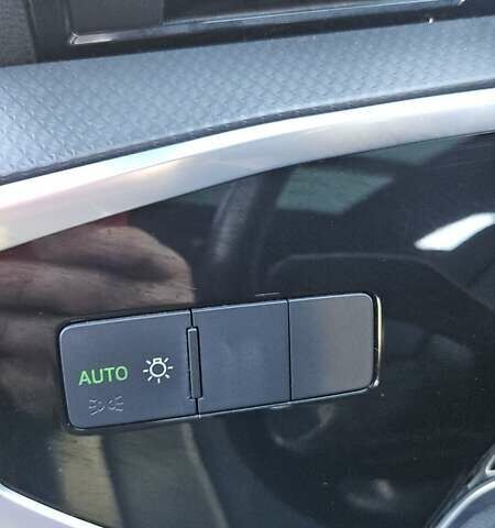 Черный Ауди Ку3, объемом двигателя 1.98 л и пробегом 120 тыс. км за 26000 $, фото 25 на Automoto.ua