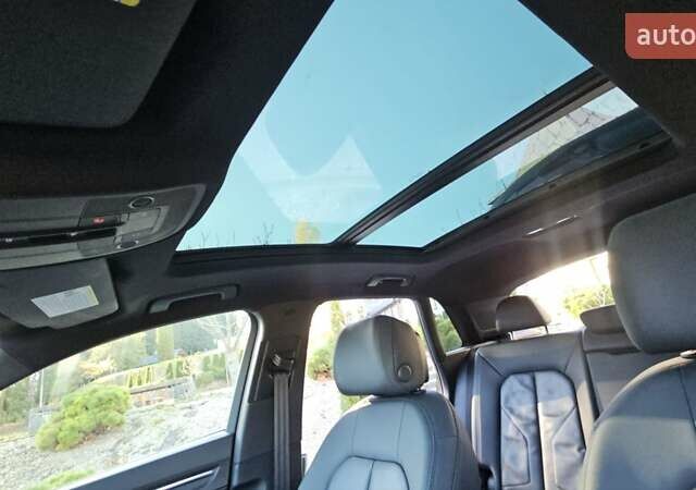 Черный Ауди Ку3, объемом двигателя 1.98 л и пробегом 120 тыс. км за 26000 $, фото 15 на Automoto.ua