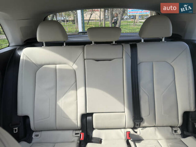 Черный Ауди Ку3, объемом двигателя 1.98 л и пробегом 76 тыс. км за 26000 $, фото 15 на Automoto.ua