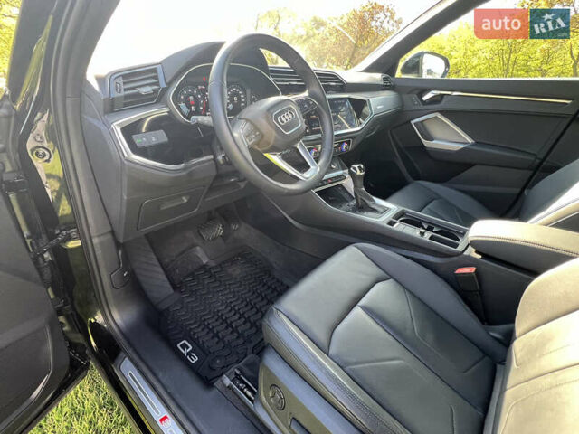 Черный Ауди Ку3, объемом двигателя 1.98 л и пробегом 9 тыс. км за 29500 $, фото 18 на Automoto.ua